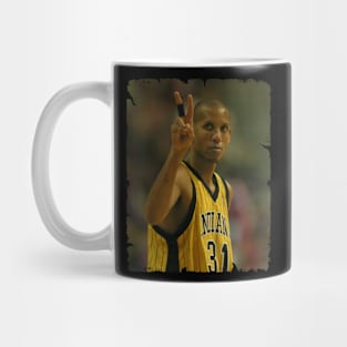 Reggie Miller - Vintage Design Of Basketball Mug